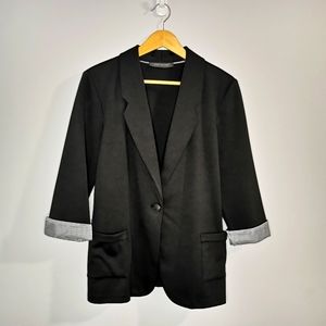 SUZY SHIER Black Blazer with Pin Stripe Cuffs
